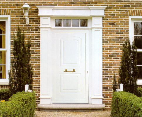 Hardhouten voordeur met glaspaneel